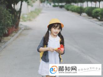姓何的女孩名字大全