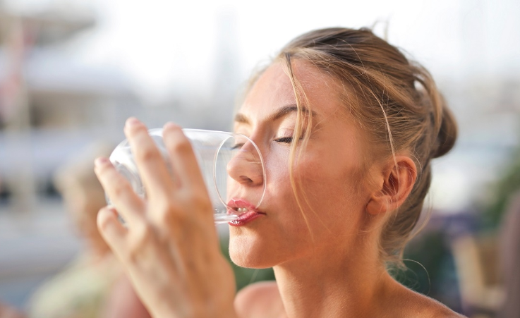 8杯水正确喝水时间表是怎样的？