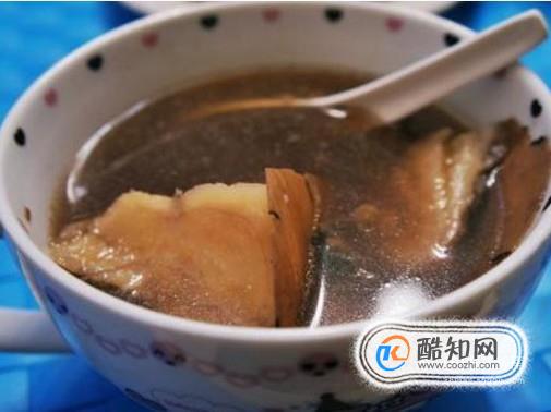 夏季煲什么汤可以排除湿气消除水肿呢？