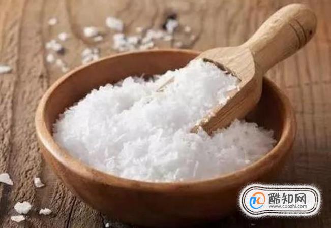 泡脚水放些什么可以逼出体内湿气？