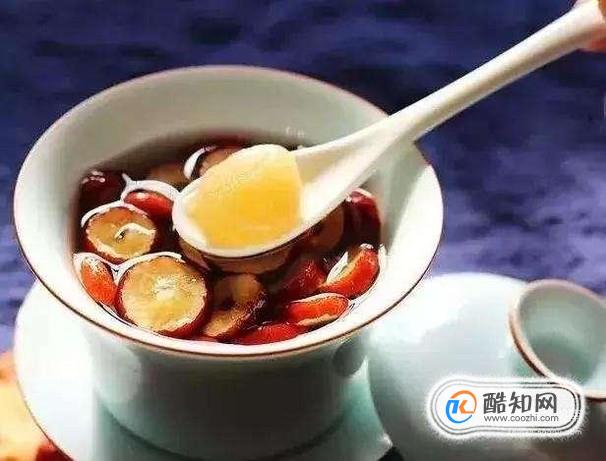 干红枣泡水喝的功效与作用