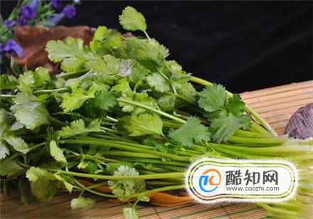 香菜煮水喝，有什么神奇功效？