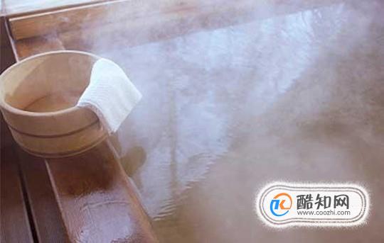 天气冷时，洗热水澡要注意什么吗？