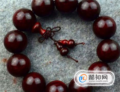 最好的小叶紫檀手串是怎样的