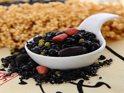 冬天吃黑色食物有什么好处，黑色食物都包括什么？