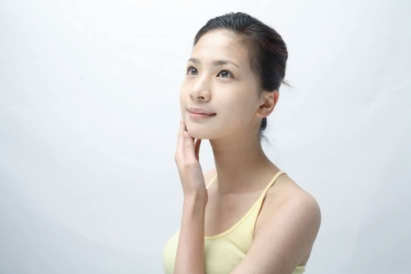 女性私处长痘痘什么原因？