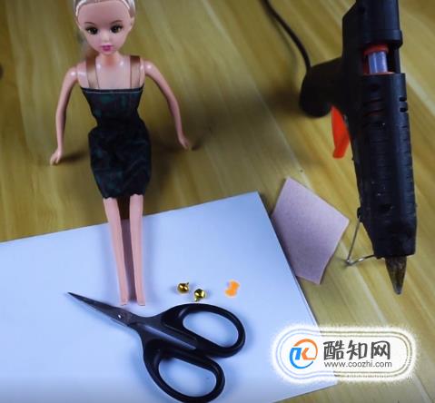 怎么做芭比娃娃的鞋子？