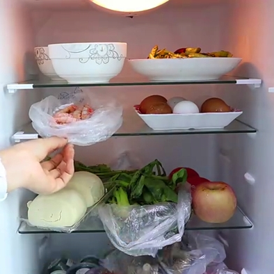 吃剩的饭菜放凉了再放进冰箱对吗？