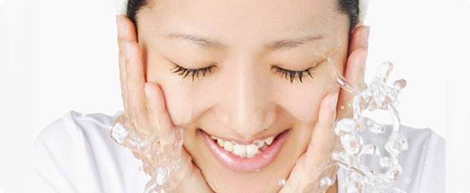 脸部补水最好的方法是什么？