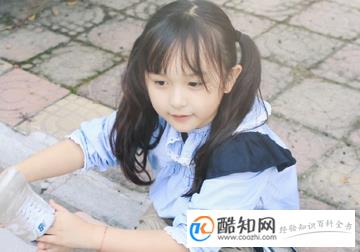 姓何的女孩名字大全