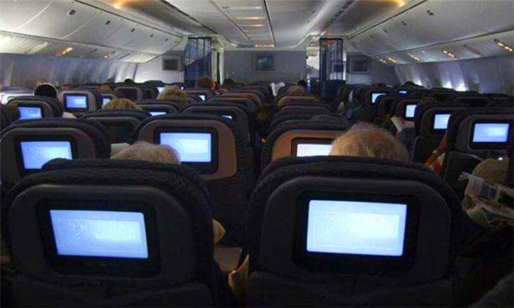 第一次坐飞机怎么找座位