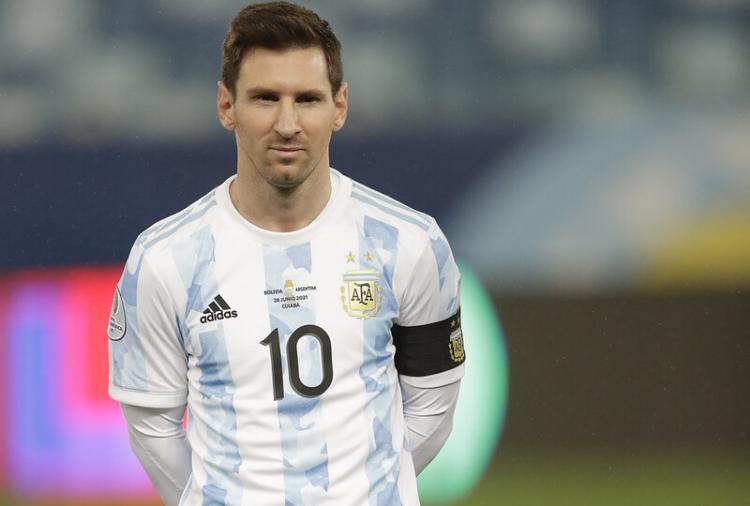“喜欢。必须支持阿根廷。当然是因为里奥.梅西。”