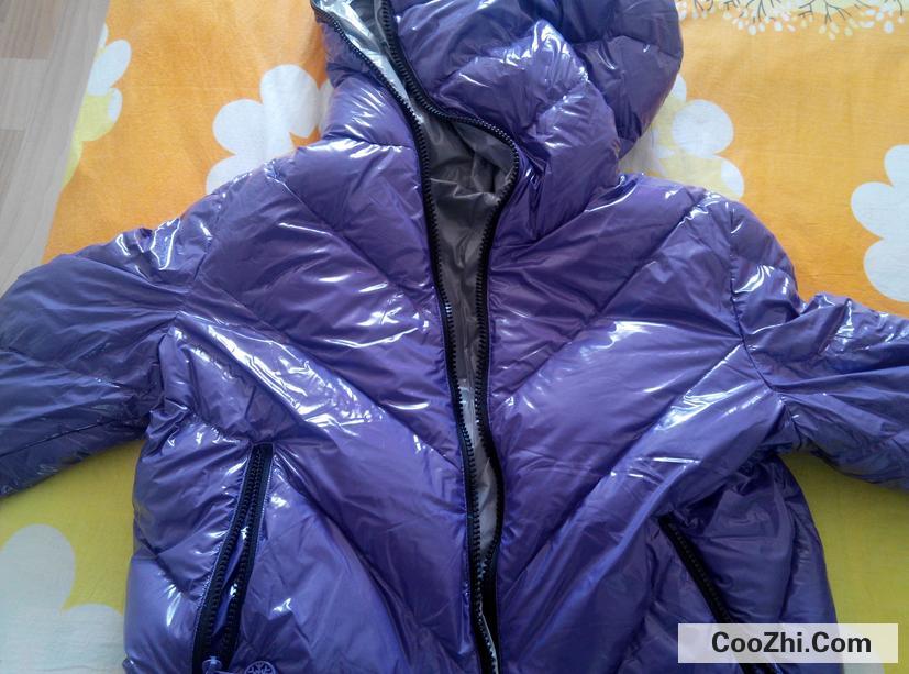 羽绒服怎样收纳占的空间小