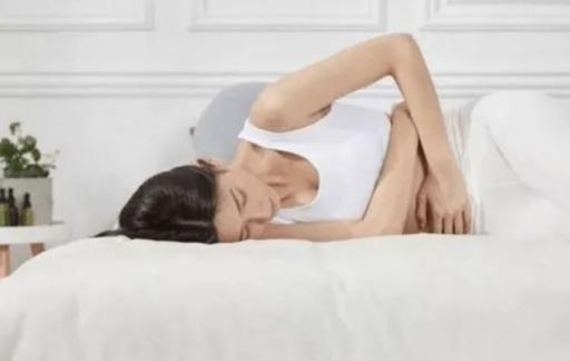 如何减轻女性月经疼痛
