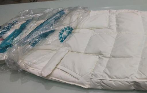 羽绒服怎样收纳占的空间小