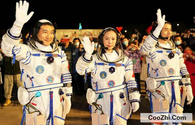 王亚平在太空怎么洗澡