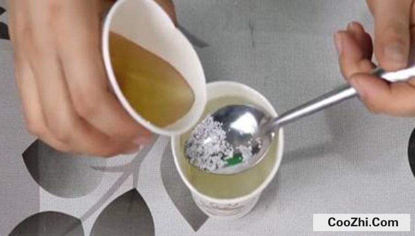 如何制作好用的泡泡水