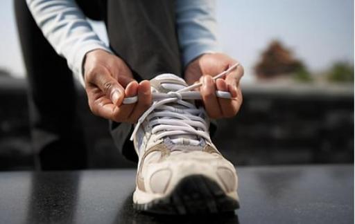 如何简单有效的去除鞋子里的臭味