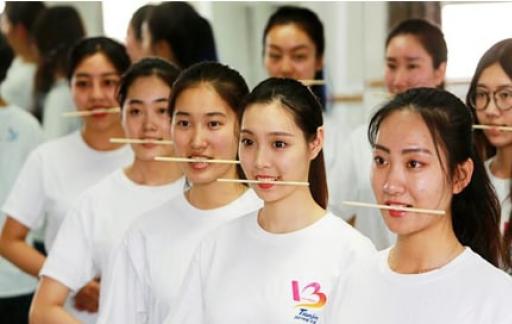 如何来训练微笑