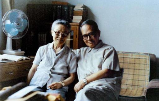 身为钱钟书夫人为什么叫杨绛先生