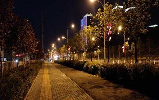走夜路不能回头是真的吗