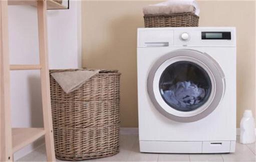 家里的全自动洗衣机不排水是怎么回事