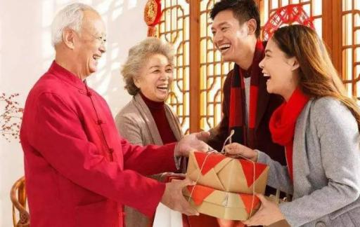 怎么挑选合适的礼物给爸妈