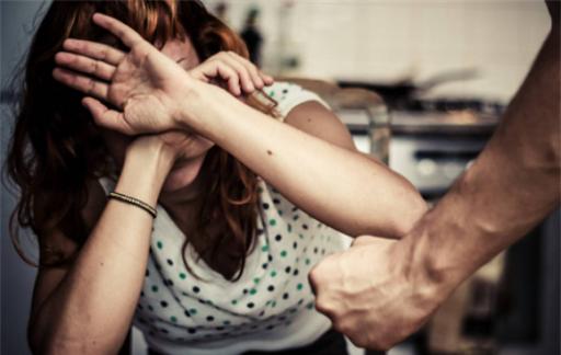家庭暴力带给谁的影响大？盘点家暴现象的危害有哪些