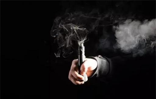 警惕非法电子烟的“甜蜜”诱惑 电子烟是穿马甲了吗