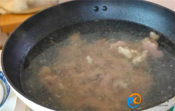 1根丝瓜半斤瘦肉，教你做营养美味的瘦肉丝瓜汤，做法很简单