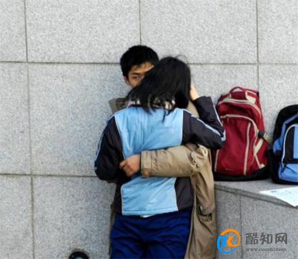 小孩子早恋怎么劝导