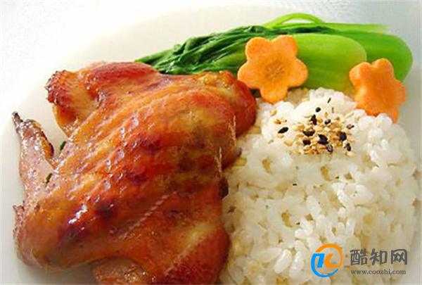 3道家常米饭料理（秋葵辣味拌饭+咖喱鸡肉焗饭+蜜汁烤鸡翅饭）