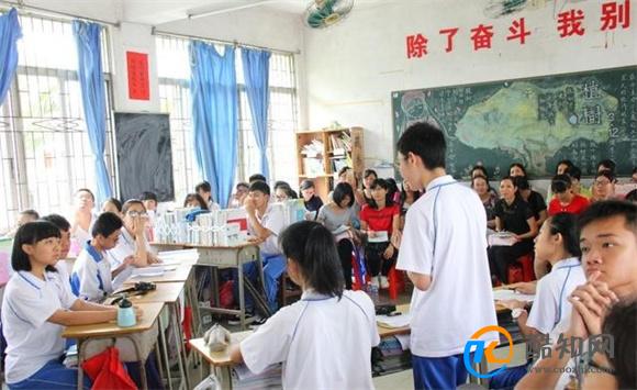 中考生被老师要求弃考 是否合理 南昌通报 对其追究责任