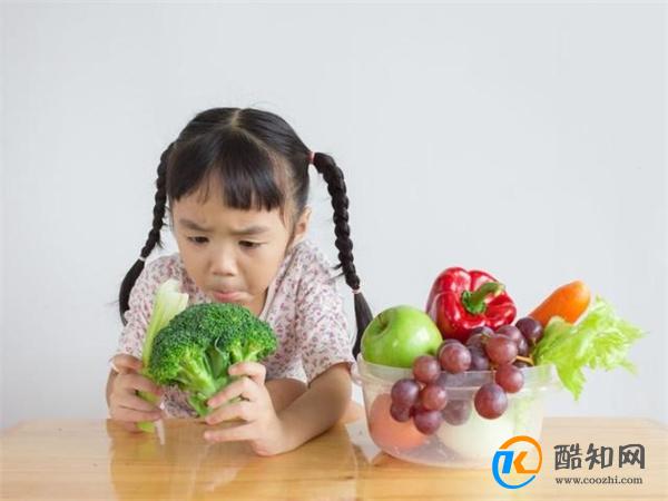 娃不爱吃蔬菜  可以多吃水果来代替吗  二者都吃才能达到营养均衡