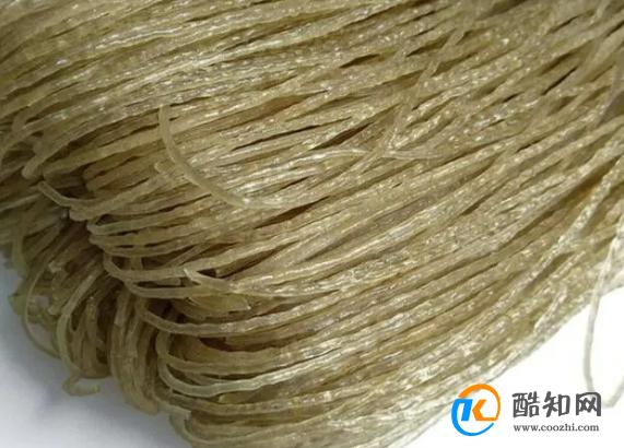注意啦,这种粉丝一定要小心!网友:黑心粉丝商家做粉丝添加塑料