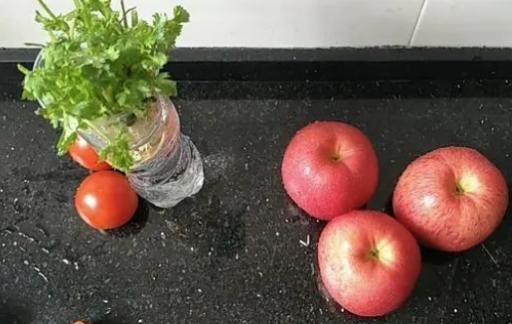 乘风破浪的姐姐们都这样切苹果，既不被氧化变黑，吃起来特别方便