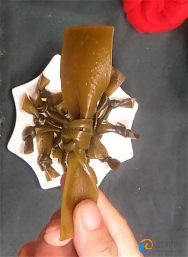 海带结 你还是一个个打结吗 教你打结妙招一打出来一串