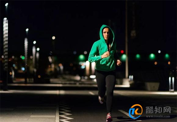 夜跑减肥效果好吗 晚上跑步能减肥吗