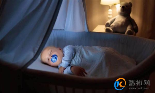 宝宝夜里惊醒 是非正常“觉醒” 安抚比哄睡更重要