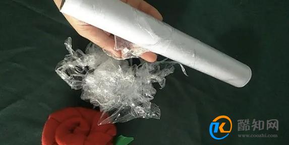 切记，保鲜膜纸筒别再扔，一割一剪解决男女大问题，学会赶紧试试