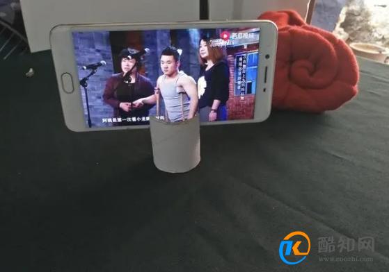 切记，保鲜膜纸筒别再扔，一割一剪解决男女大问题，学会赶紧试试