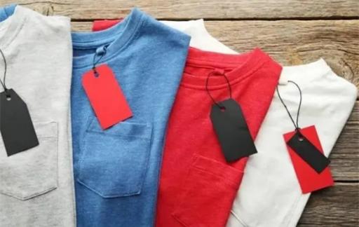 新买回来的衣服，要不要洗过再穿？布料厂员工提醒，别不当回事