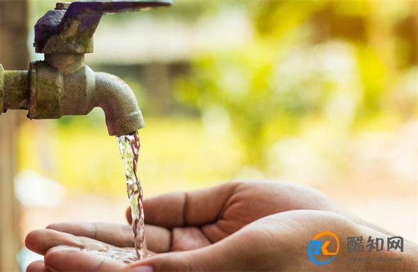我国8.7亿农村饮用水有保障 农村自来水普及率近88%