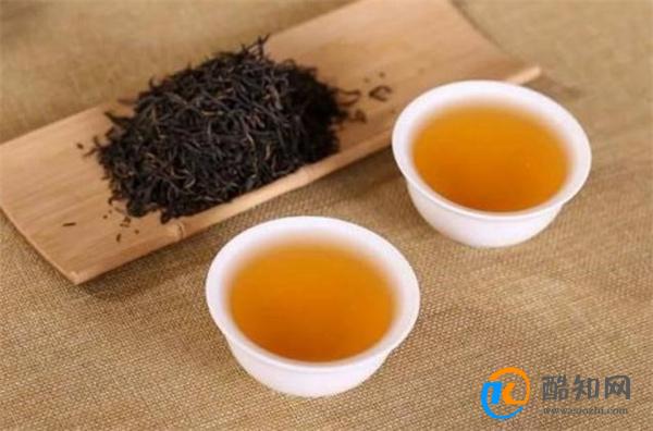 隔夜茶直接倒掉有些浪费 教你隔夜茶的3种妙用 效果值得尝试