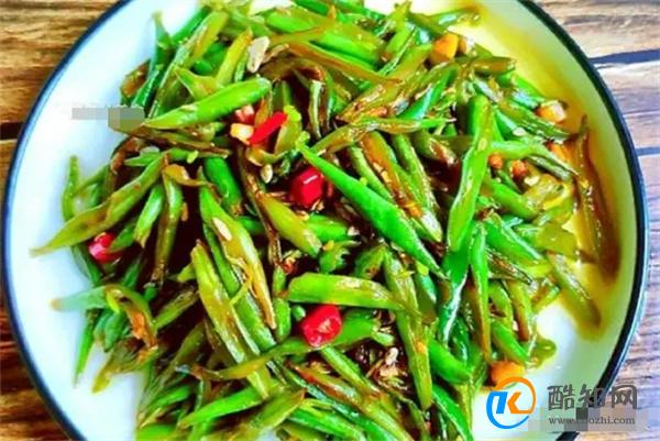 这菜钙含量是鸡肉七倍，比牛奶好吸收，老人孩子要多吃，关键便宜