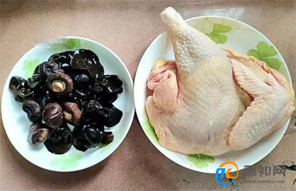 气色不好多吃它，铁含量是菠菜的20倍，补血暖身，面色红润气色好