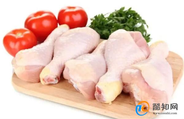 经常去超市买冷冻鸡腿，挑选时注意这三点，保证买的鸡腿都新鲜！