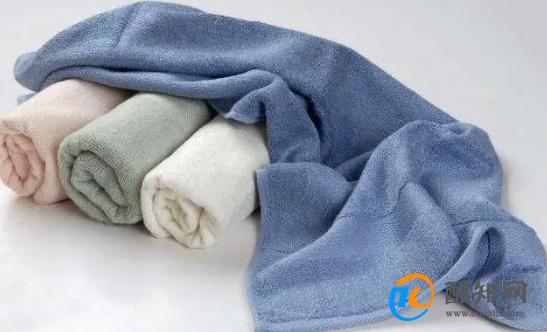 旧毛巾用时间长变得又黏又脏？怎样清理最有效？