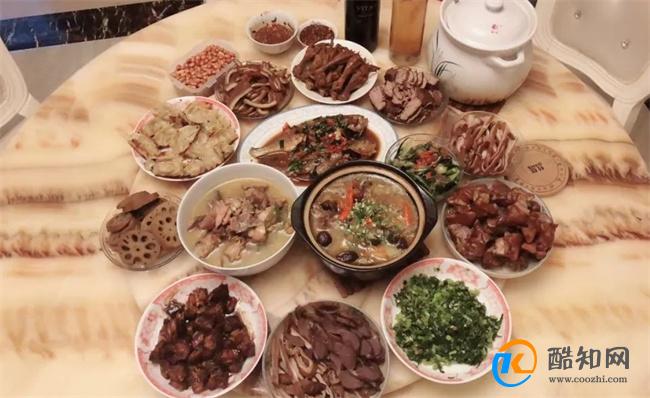 年夜饭几点吃 中国人是怎样吃年夜饭的