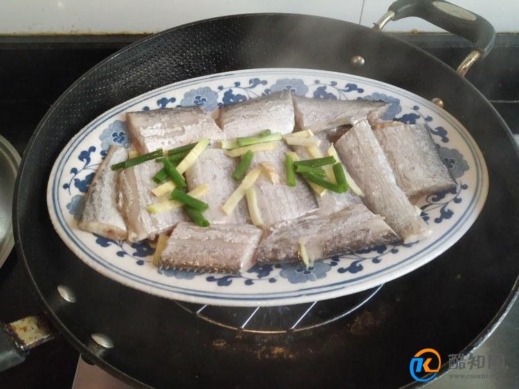 清蒸带鱼怎样做最好吃 清蒸带鱼的做法步骤